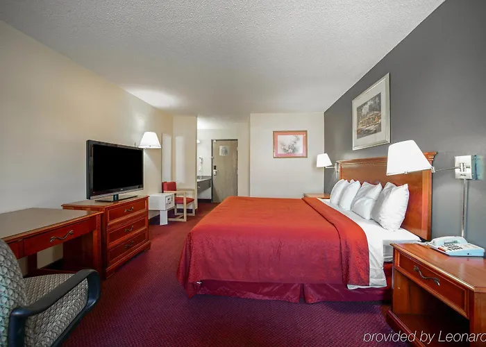 Quality Area 3* Carbondale